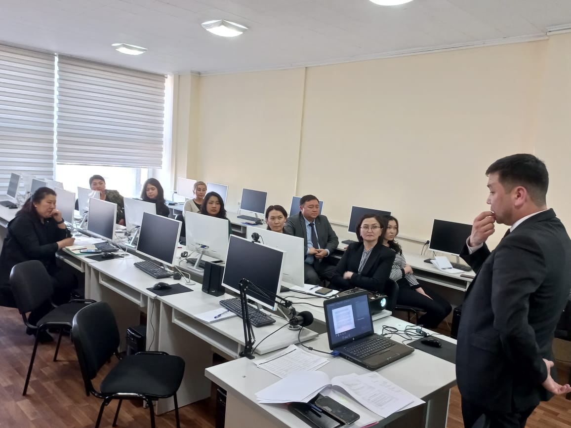 25 марта 2022г. в Учебном центре Министерства финансов КР прошли курсы на тему: «Онбординг персонала» для 17 новых сотрудников центрального аппарата МФ КР.
